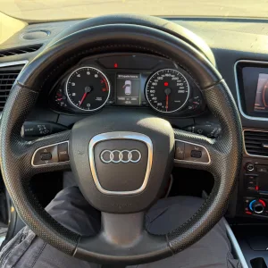 Audi Q5 Luxury 2.0 211 HP