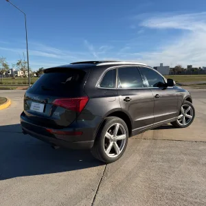 Audi Q5 Luxury 2.0 211 HP