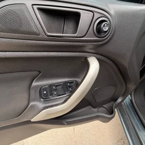 Ford Fiesta Titanium GNC 1.6