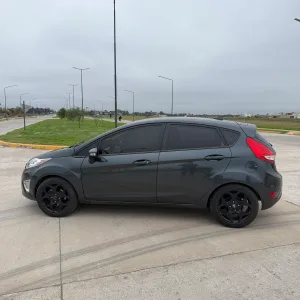 Ford Fiesta Titanium GNC 1.6