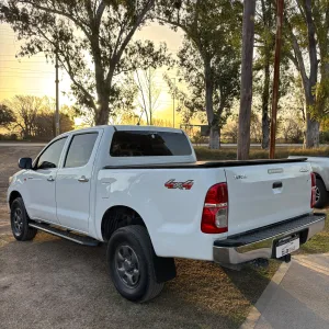 Toyota Hilux DR 4x4 Pack Eléctrico