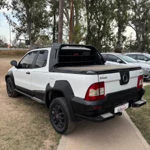 Fiat Strada Adventure 1.6 DC
