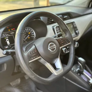 Nissan Versa Exclusive
