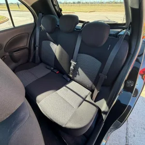 Nissan March 1.6 Atractive Pure Drive