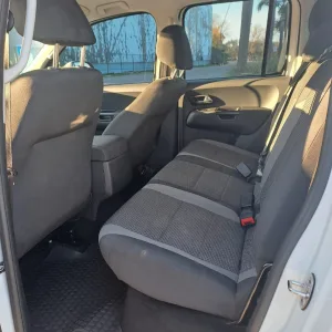 Volkswagen Amarok V6 4x4 AT