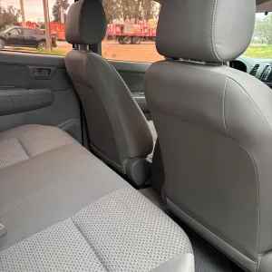 Toyota Hilux SRV 4x2
