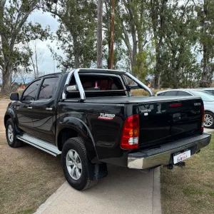 Toyota Hilux SRV 4x2